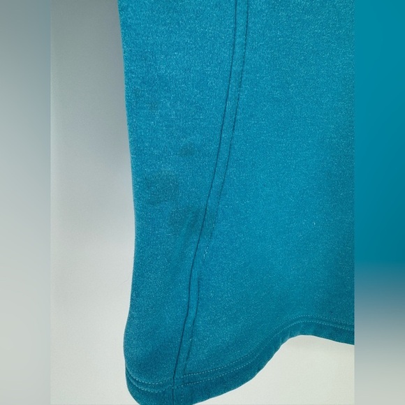 The North Face Girls Full Zip Up Glacier Fleece Sweater - Picture 5 of 16